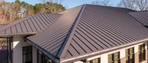 How Does a Standing Seam Metal Roof in Jacksonville, FL Compare to Traditional Roofing Styles in Longevity?